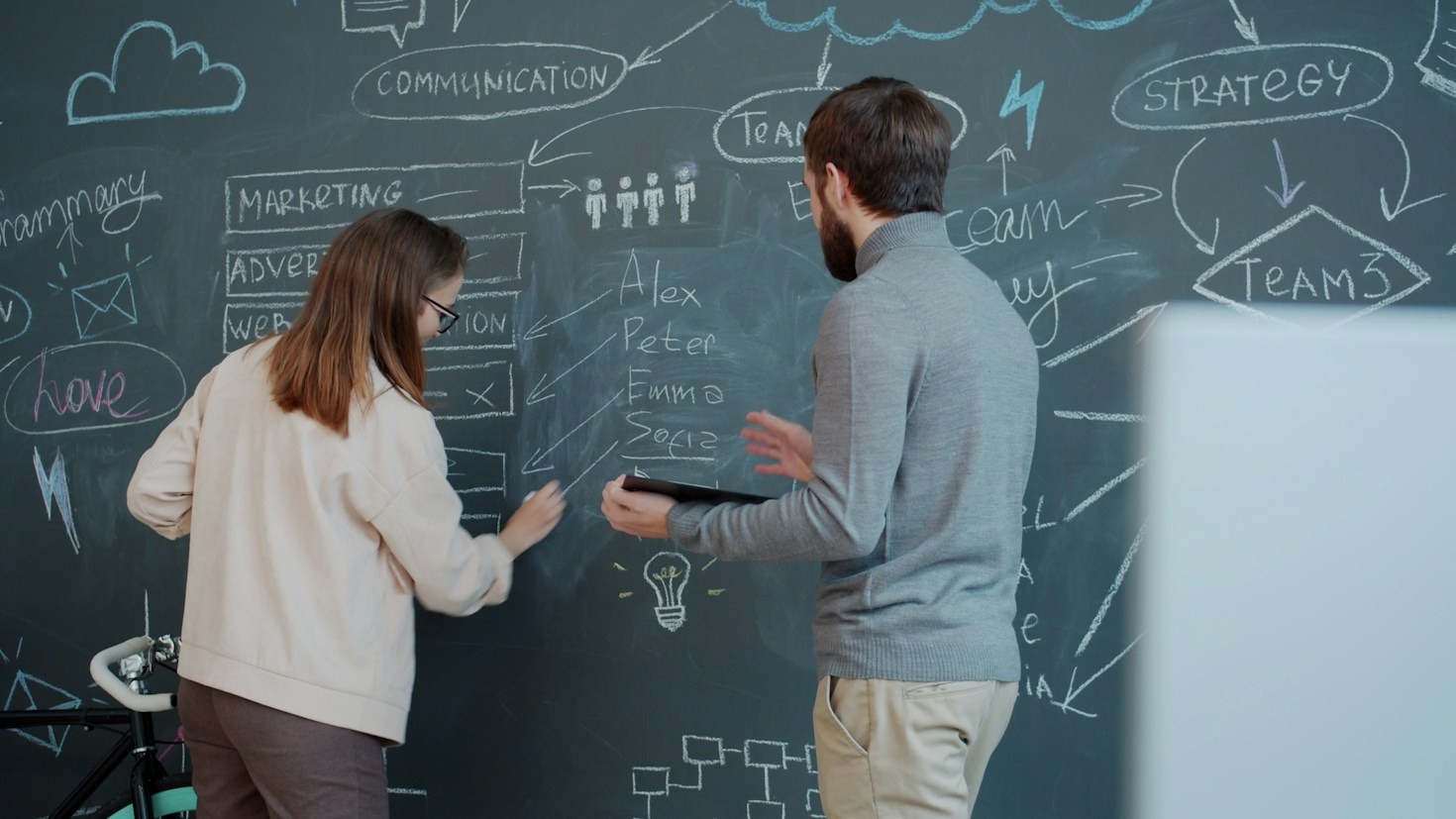 The Executive Guide to Optimizing Your Presence on LinkedIn